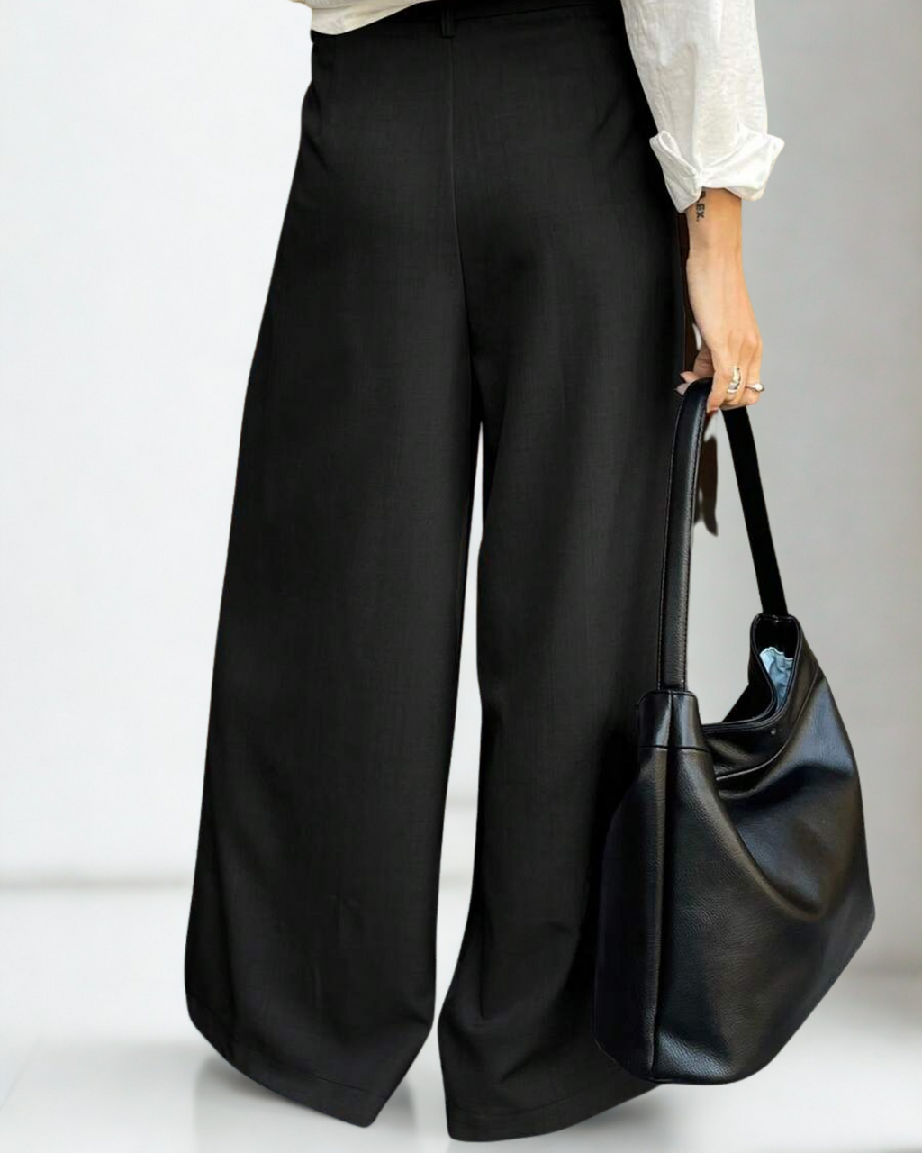 Calça Feminina Preta Larga com Cordão – Cintura Alta e Caimento Elegante