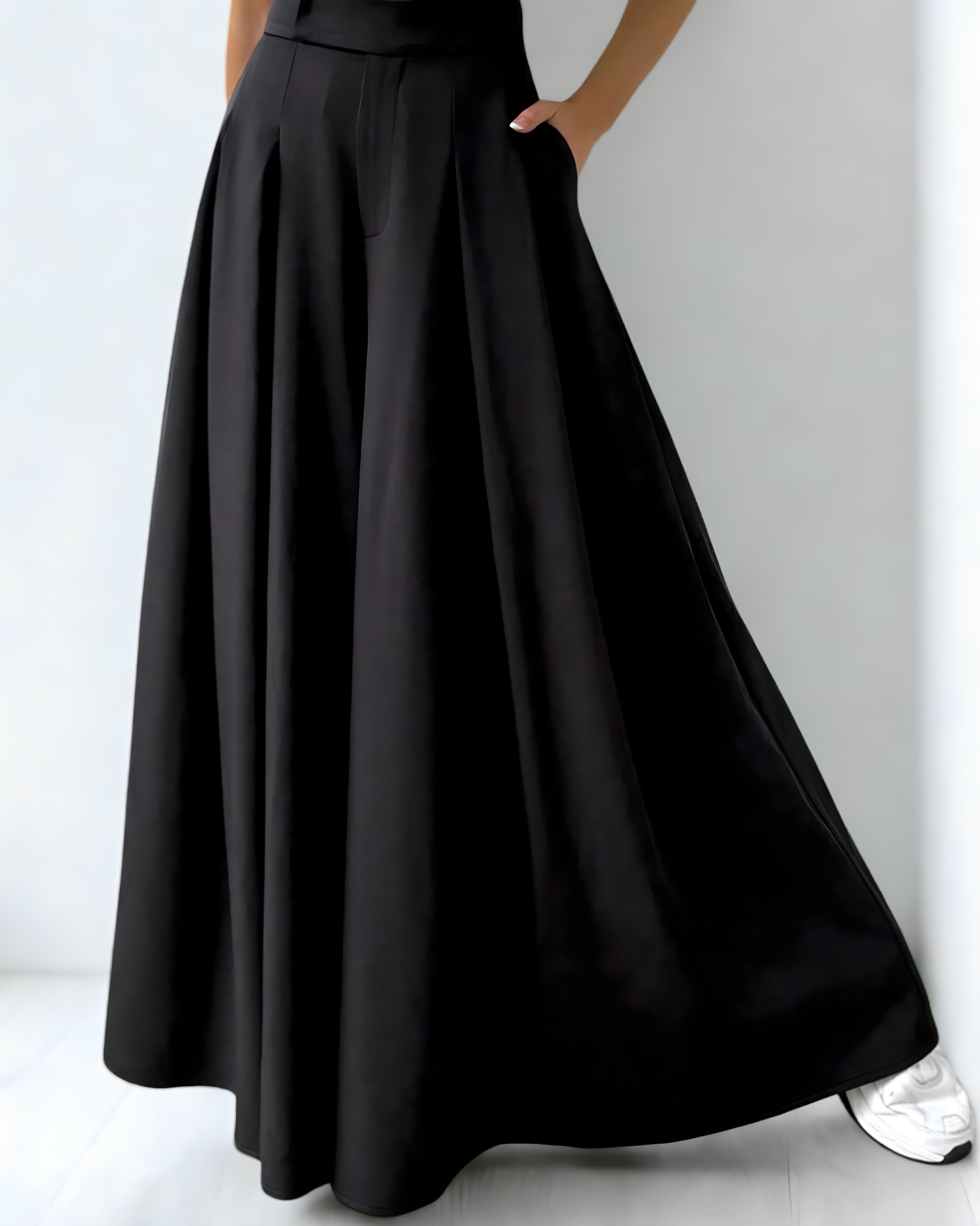 Calça Preta Larga Feminina – Cintura Alta com Pregas e Dobras