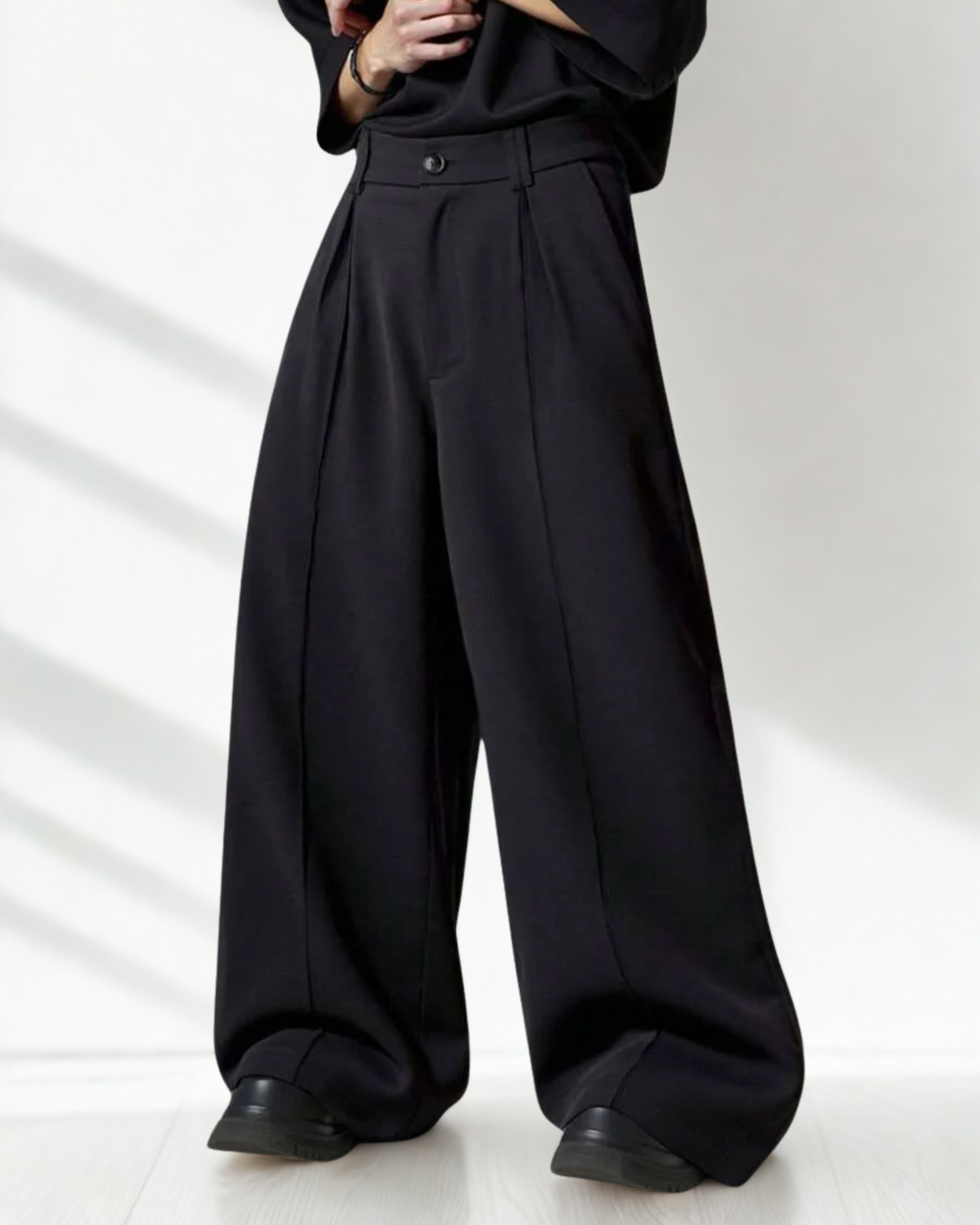 Calça Masculina Preta Wide Leg – Tecido Liso com Cintura Natural e Caimento Relaxado