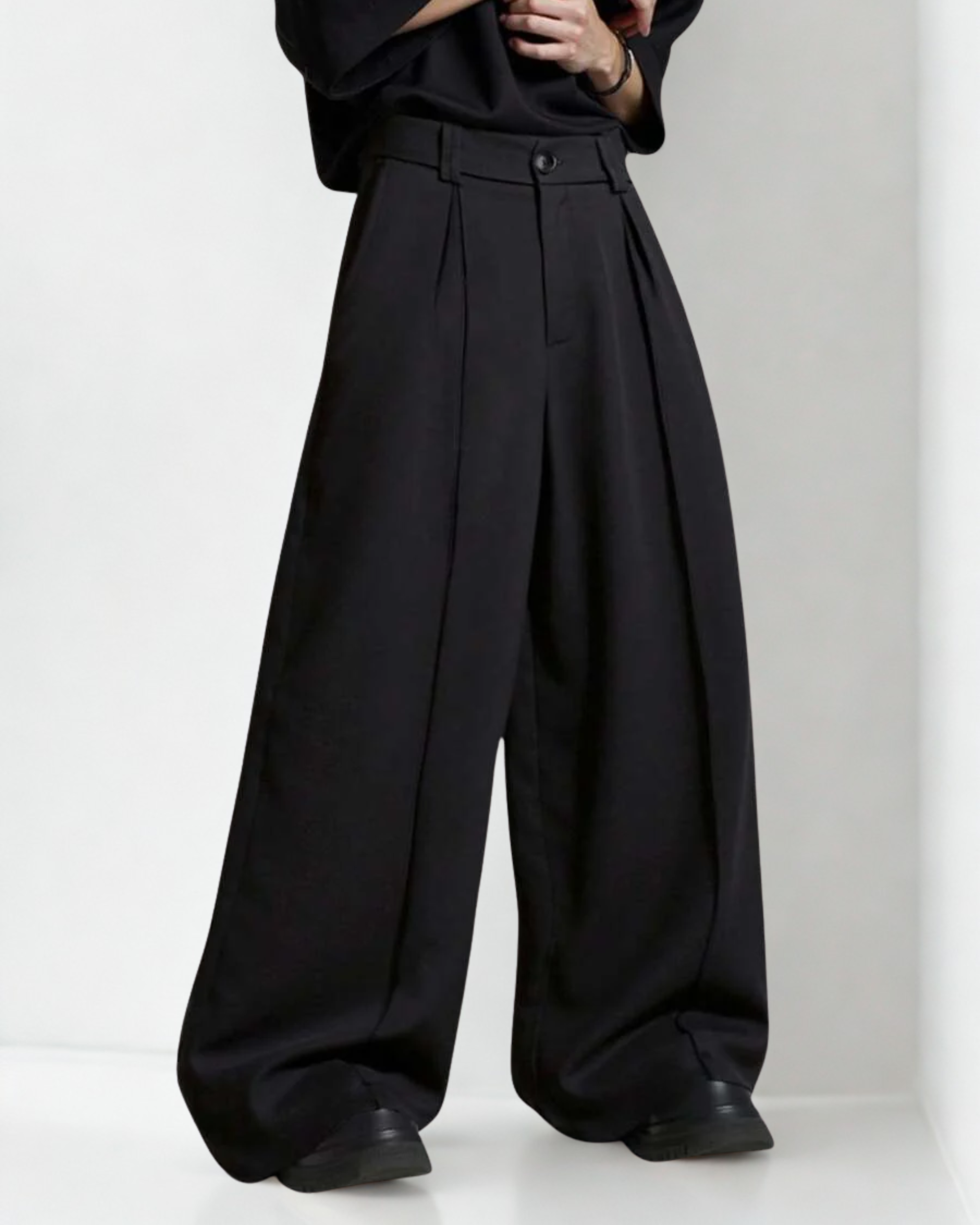 Calça Masculina Preta Wide Leg – Tecido Liso com Cintura Natural e Caimento Relaxado