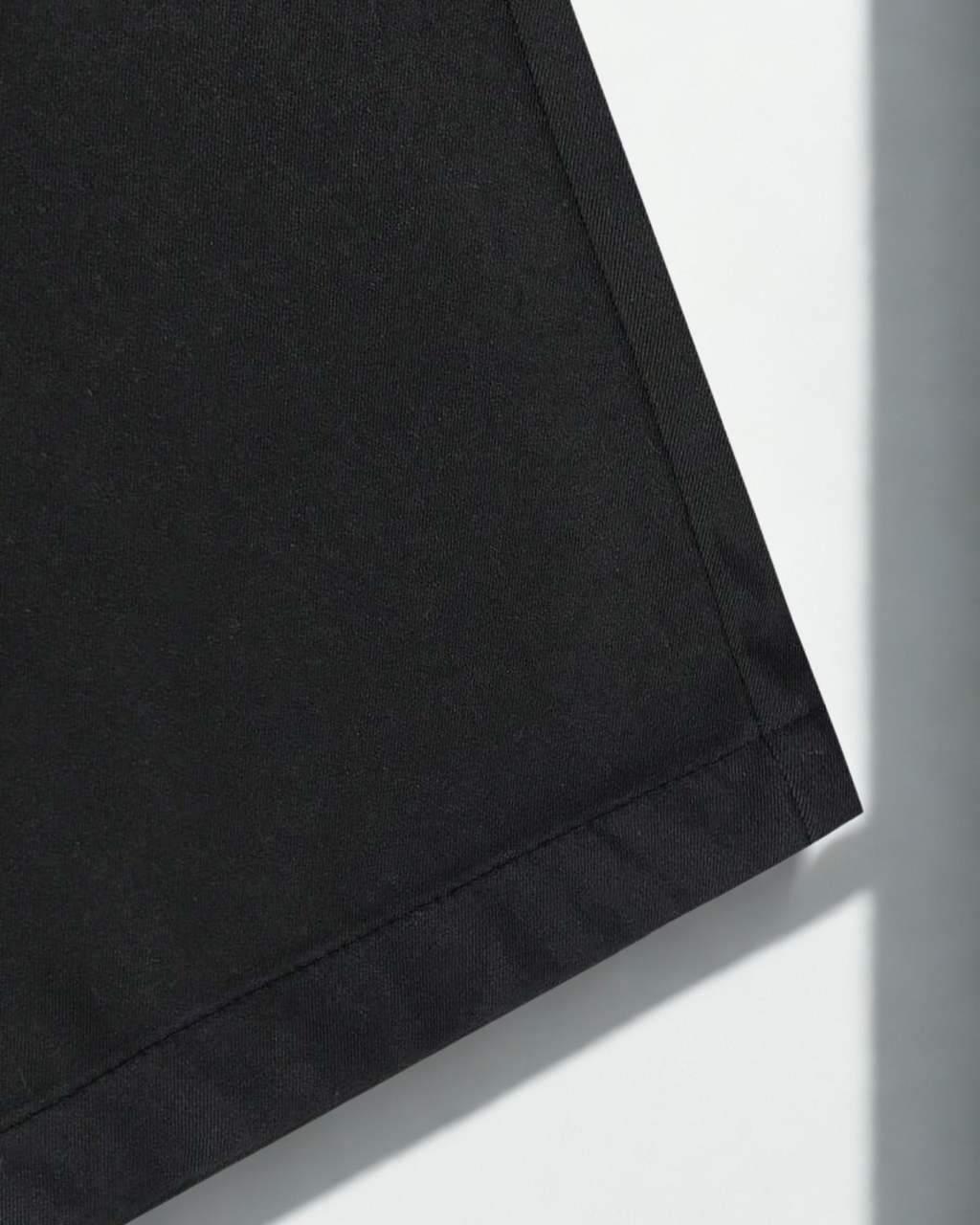 Calça Masculina Preta Wide Leg – Tecido Liso com Cintura Natural e Caimento Relaxado