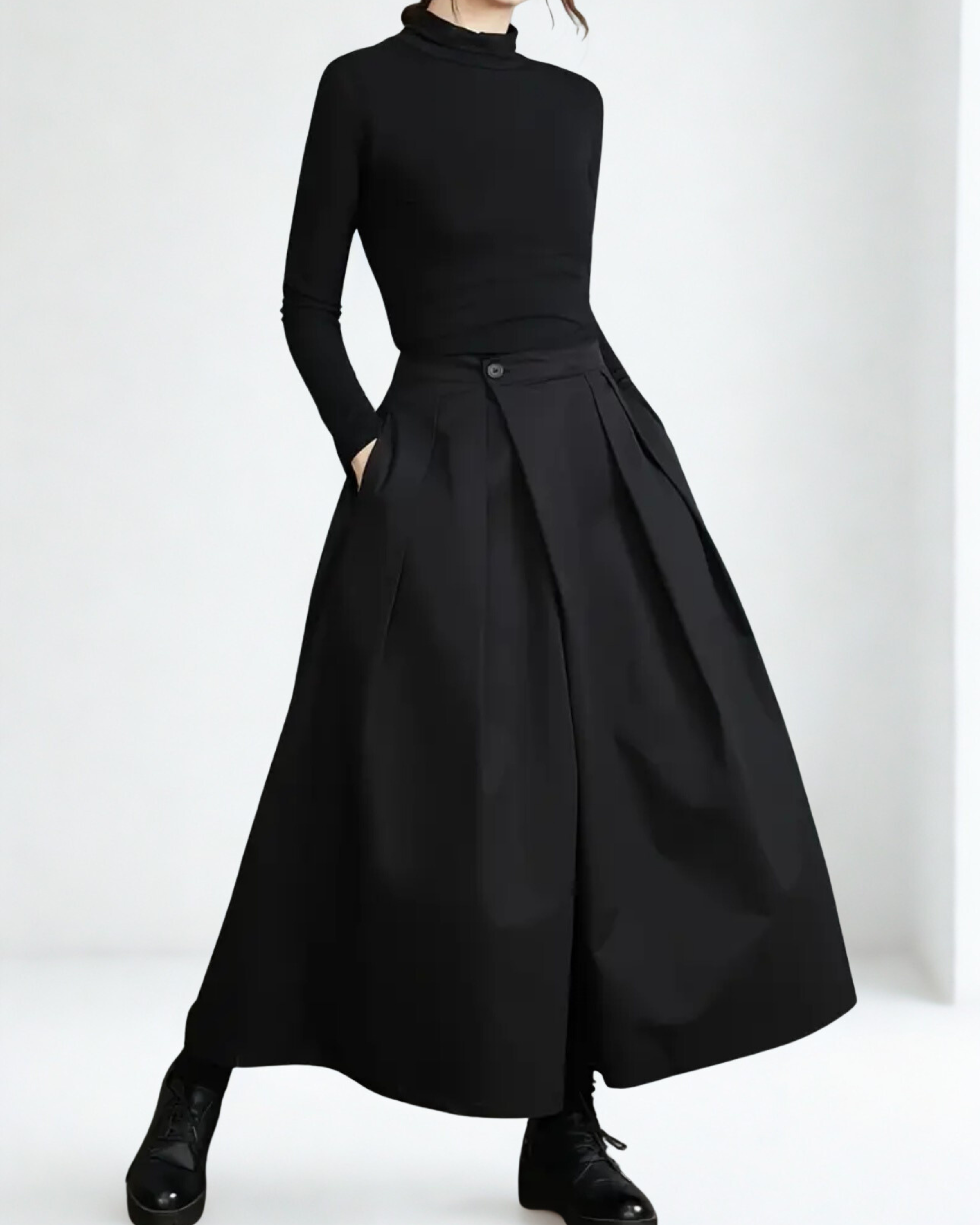 Calças Femininas Pretas Culotte de Perna Larga – Design Estruturado e Elegante