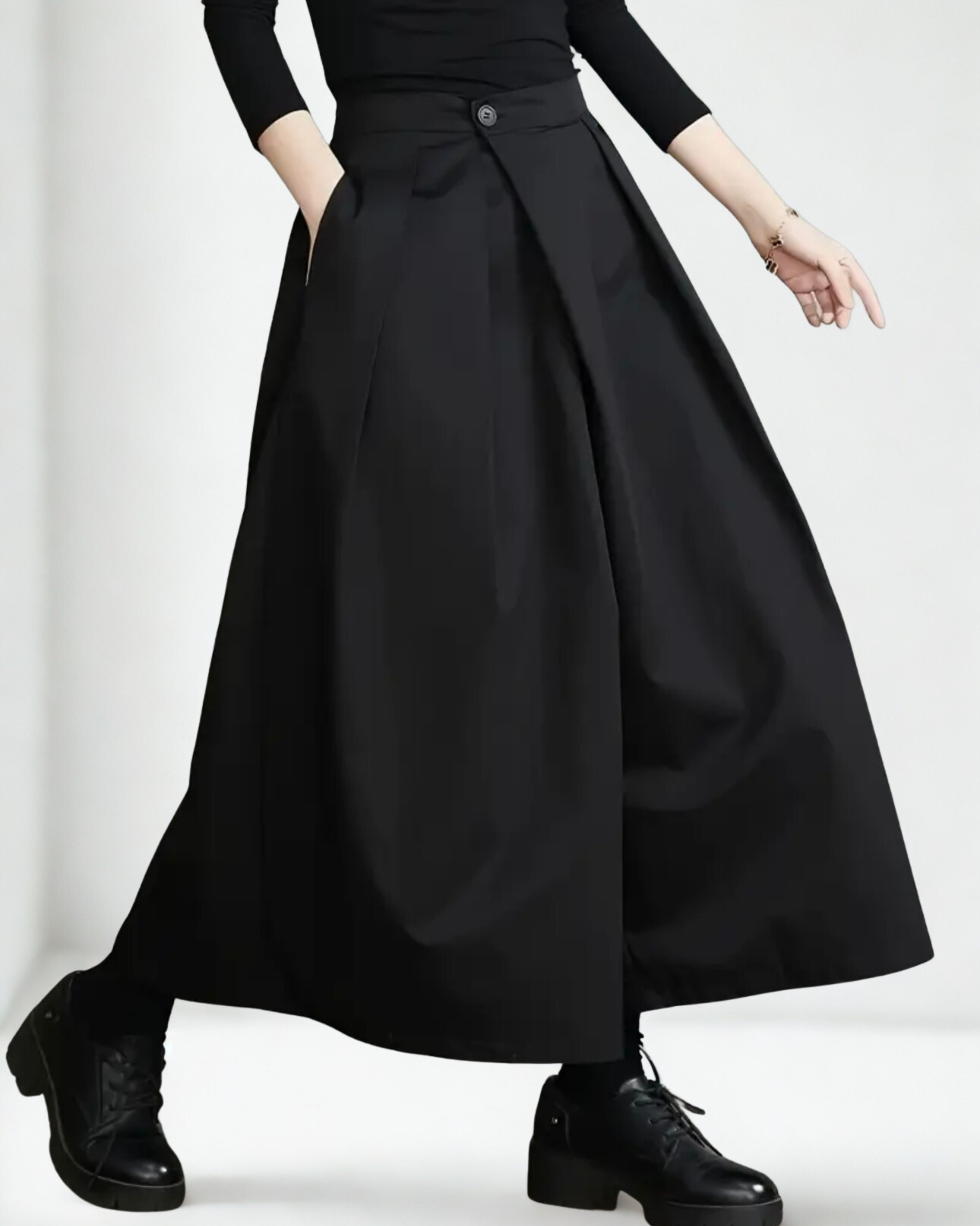 Calças Femininas Pretas Culotte de Perna Larga – Design Estruturado e Elegante